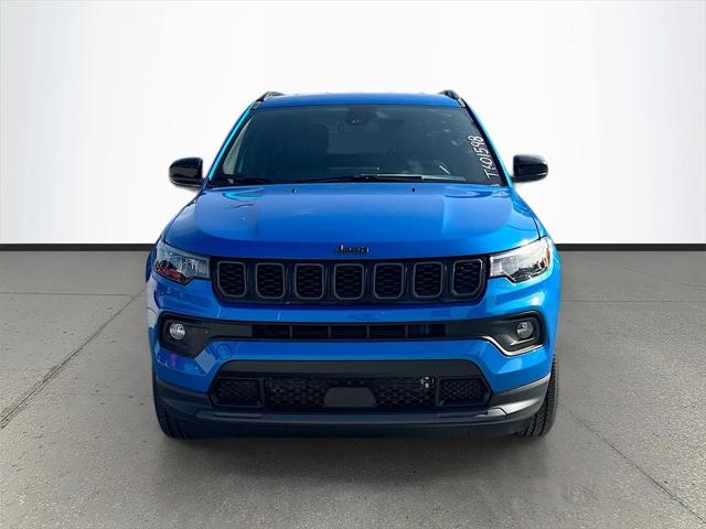 2025 Jeep Compass COMPASS LATITUDE 4X4