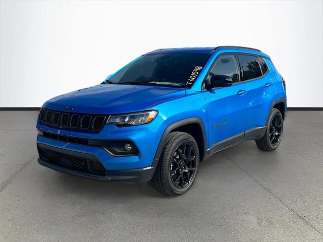 2025 Jeep Compass COMPASS LATITUDE 4X4