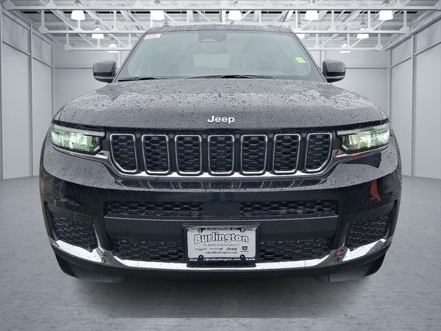2025 Jeep Grand Cherokee GRAND CHEROKEE L LAREDO X 4X4