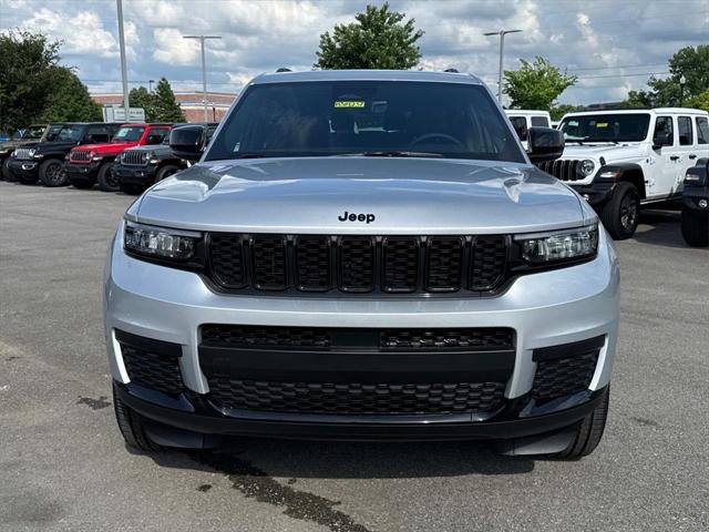 2025 Jeep Grand Cherokee GRAND CHEROKEE L ALTITUDE X 4X4