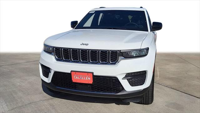 2025 Jeep Grand Cherokee GRAND CHEROKEE LAREDO X 4X4