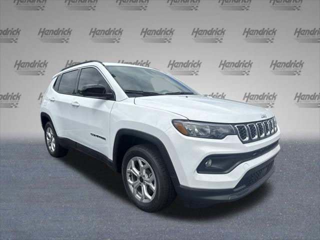 2025 Jeep Compass COMPASS LATITUDE 4X4