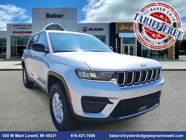 2025 Jeep Grand Cherokee GRAND CHEROKEE LAREDO 4X4