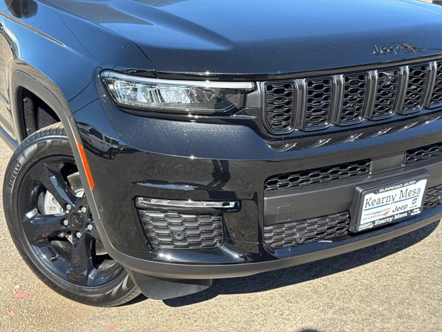 2025 Jeep Grand Cherokee GRAND CHEROKEE L LIMITED 4X4
