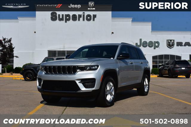 2025 Jeep Grand Cherokee GRAND CHEROKEE LAREDO X 4X4