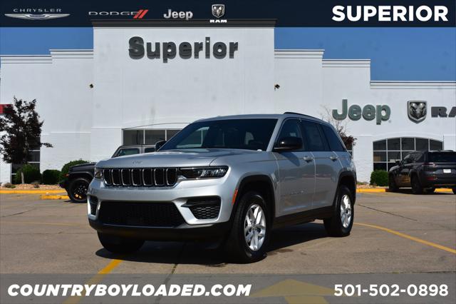 2025 Jeep Grand Cherokee GRAND CHEROKEE LAREDO X 4X4