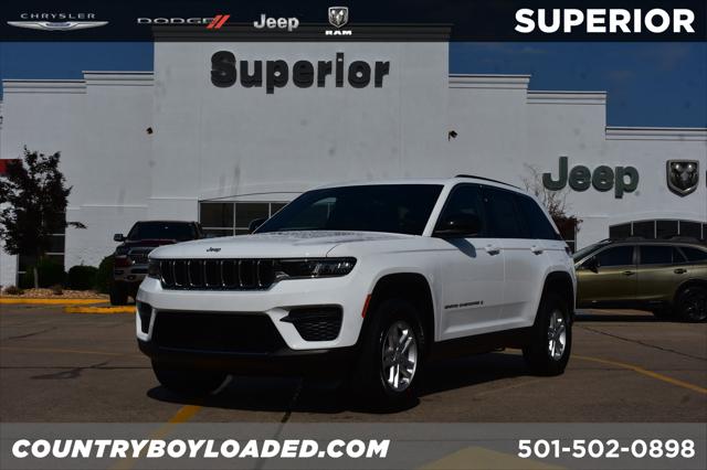 2025 Jeep Grand Cherokee GRAND CHEROKEE LAREDO 4X4