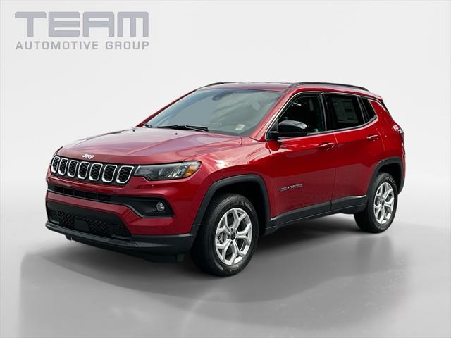 2025 Jeep Compass COMPASS LATITUDE 4X4