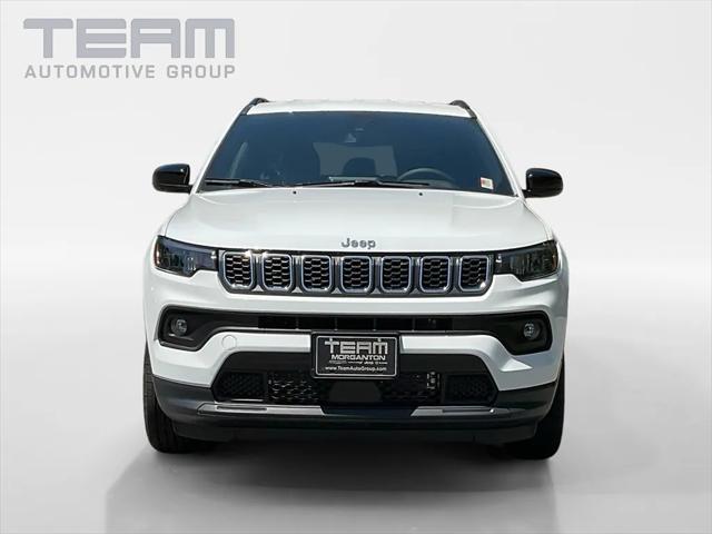 2025 Jeep Compass COMPASS LATITUDE 4X4