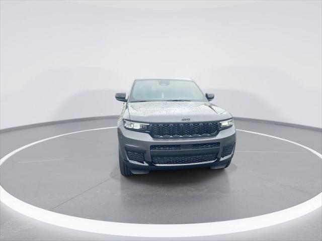 2025 Jeep Grand Cherokee GRAND CHEROKEE L ALTITUDE 4X4