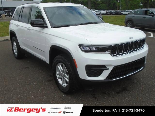 2025 Jeep Grand Cherokee GRAND CHEROKEE LAREDO 4X4