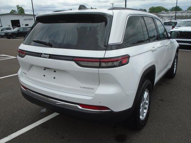 2025 Jeep Grand Cherokee GRAND CHEROKEE LAREDO 4X4