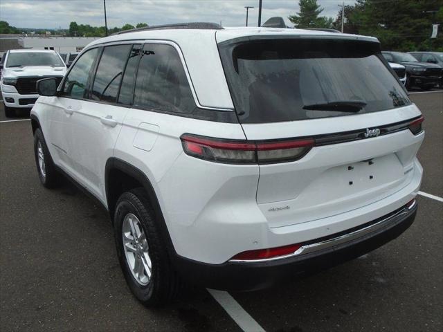 2025 Jeep Grand Cherokee GRAND CHEROKEE LAREDO 4X4