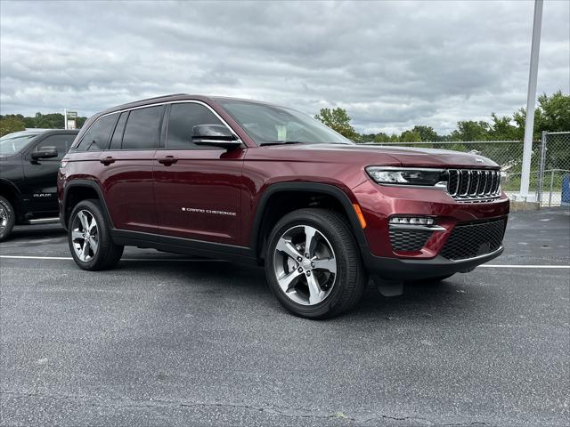 2025 Jeep Grand Cherokee GRAND CHEROKEE LIMITED 4X4