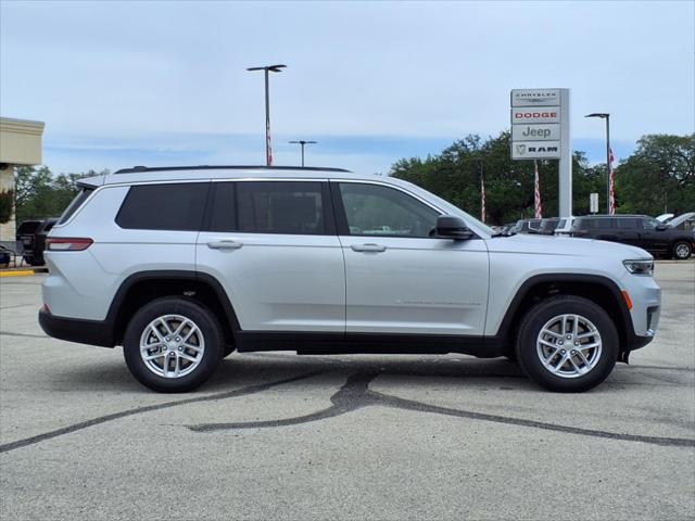 2025 Jeep Grand Cherokee GRAND CHEROKEE L LAREDO X 4X4