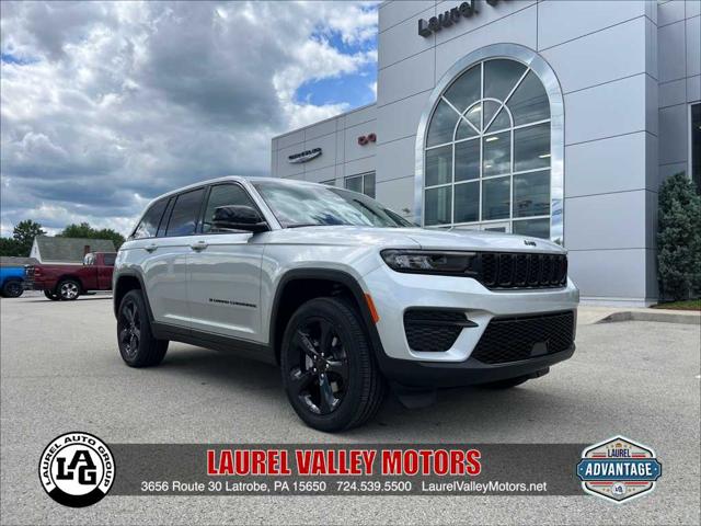 2025 Jeep Grand Cherokee Altitude 4x4 for sale in Latrobe, PA