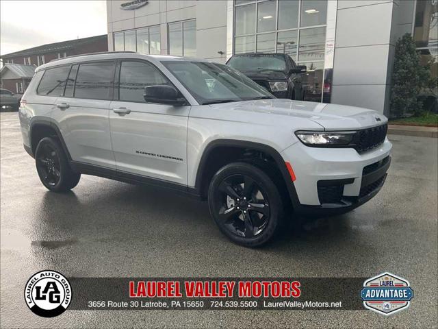 2025 Jeep Grand Cherokee Altitude 4x4 for sale in Latrobe, PA