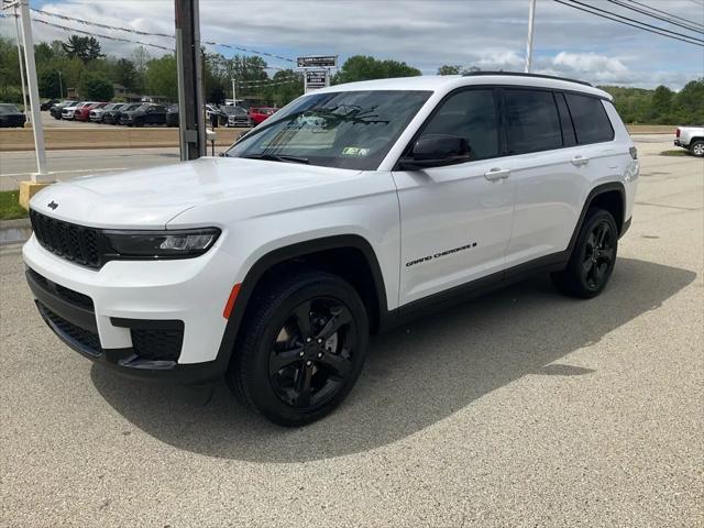 2025 Jeep Grand Cherokee GRAND CHEROKEE L ALTITUDE 4X4