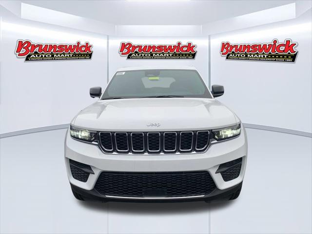 2025 Jeep Grand Cherokee GRAND CHEROKEE LAREDO 4X4