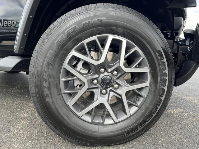 2025 Jeep Wrangler WRANGLER 4-DOOR SAHARA