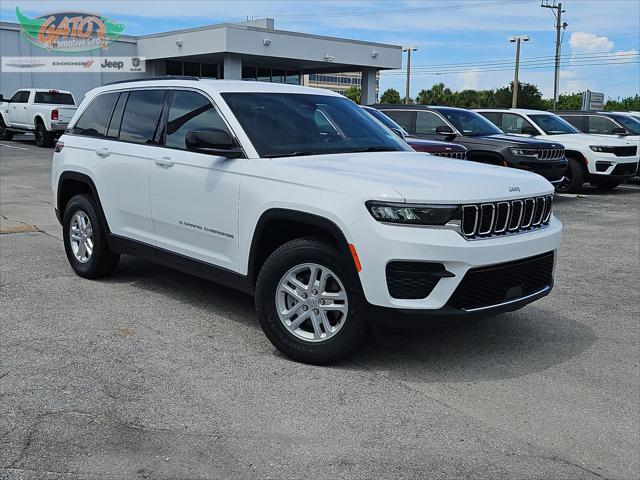 2025 Jeep Grand Cherokee GRAND CHEROKEE LAREDO 4X2
