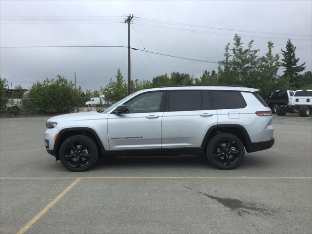 2025 Jeep Grand Cherokee GRAND CHEROKEE L ALTITUDE X 4X4 2025 Jeep Grand Cherokee GRAND CHEROKEE L ALTITUDE X 4X4