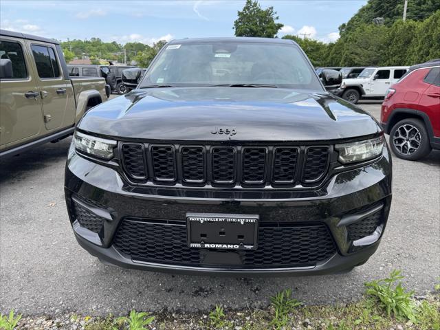 2025 Jeep Grand Cherokee GRAND CHEROKEE ALTITUDE 4X4