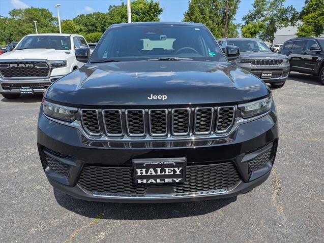 2025 Jeep Grand Cherokee GRAND CHEROKEE LAREDO 4X4
