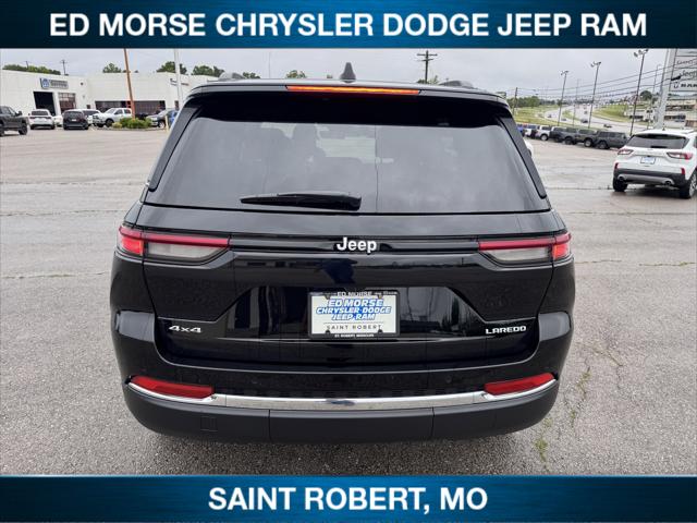 2025 Jeep Grand Cherokee GRAND CHEROKEE LAREDO X 4X4