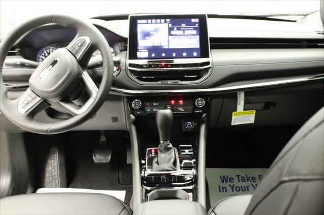 2025 Jeep Compass COMPASS LATITUDE 4X4 2025 Jeep Compass COMPASS LATITUDE 4X4