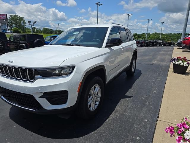 2025 Jeep Grand Cherokee GRAND CHEROKEE LAREDO 4X4 2025 Jeep Grand Cherokee GRAND CHEROKEE LAREDO 4X4