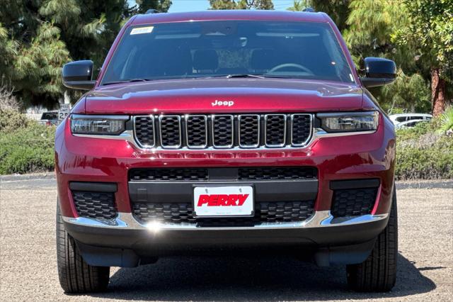 2025 Jeep Grand Cherokee GRAND CHEROKEE L LAREDO X 4X2