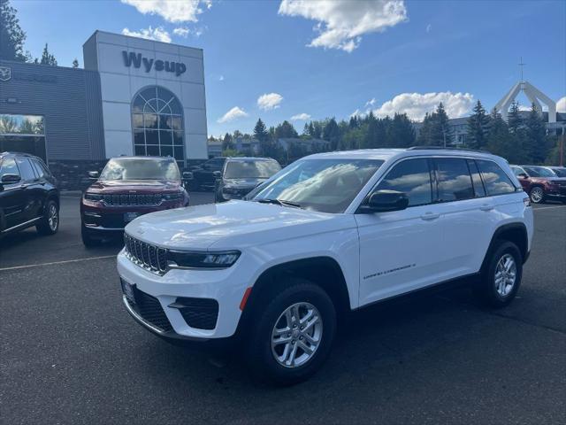 2025 Jeep Grand Cherokee GRAND CHEROKEE LAREDO 4X4 2025 Jeep Grand Cherokee GRAND CHEROKEE LAREDO 4X4