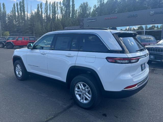 2025 Jeep Grand Cherokee GRAND CHEROKEE LAREDO 4X4 2025 Jeep Grand Cherokee GRAND CHEROKEE LAREDO 4X4