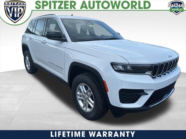 2025 Jeep Grand Cherokee GRAND CHEROKEE LAREDO 4X4