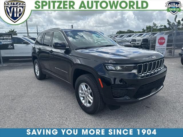 2025 Jeep Grand Cherokee GRAND CHEROKEE LAREDO 4X4