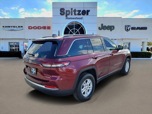 2025 Jeep Grand Cherokee GRAND CHEROKEE LAREDO 4X4