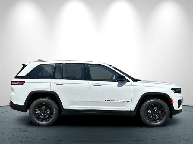 2025 Jeep Grand Cherokee GRAND CHEROKEE ALTITUDE 4X4