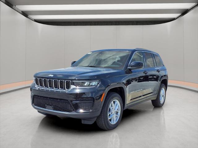 2025 Jeep Grand Cherokee GRAND CHEROKEE LAREDO X 4X2