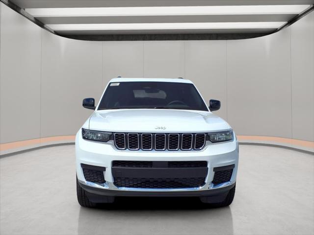2025 Jeep Grand Cherokee GRAND CHEROKEE L LAREDO X 4X2