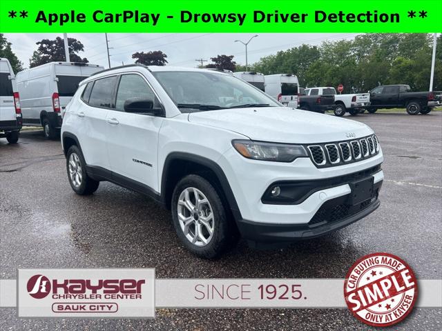2025 Jeep Compass COMPASS LATITUDE 4X4
