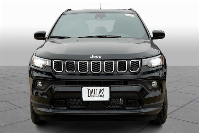 2025 Jeep Compass COMPASS LATITUDE 4X4