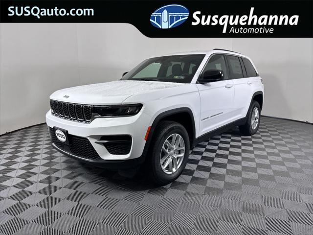 2025 Jeep Grand Cherokee GRAND CHEROKEE LAREDO X 4X4