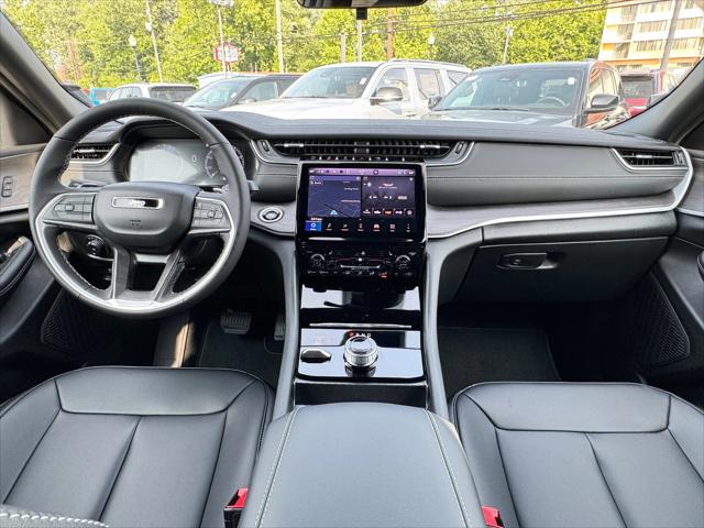 2025 Jeep Grand Cherokee Limited 4x4