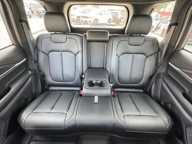 2025 Jeep Grand Cherokee Limited 4x4