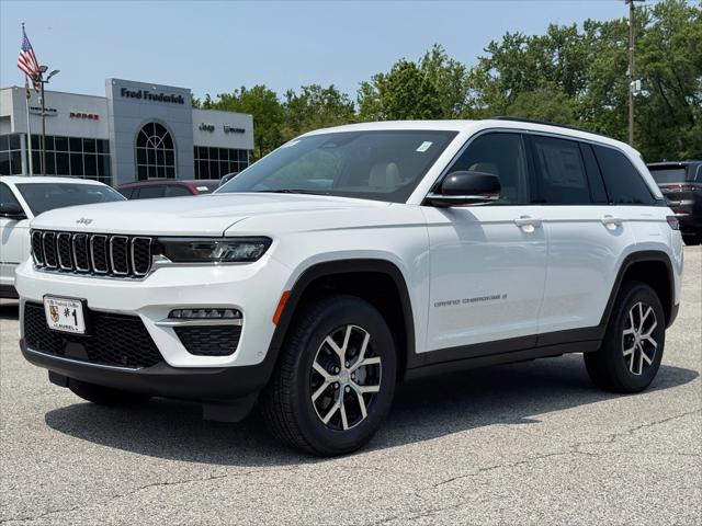 2025 Jeep Grand Cherokee GRAND CHEROKEE LIMITED 4X4