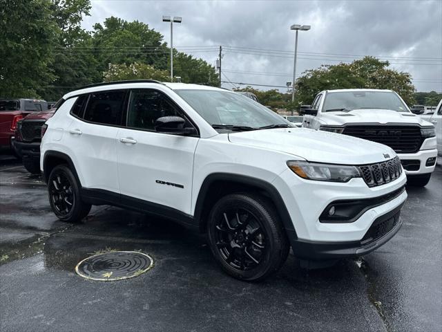 2025 Jeep Compass COMPASS LATITUDE 4X4