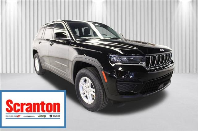 2025 Jeep Grand Cherokee GRAND CHEROKEE LAREDO 4X4