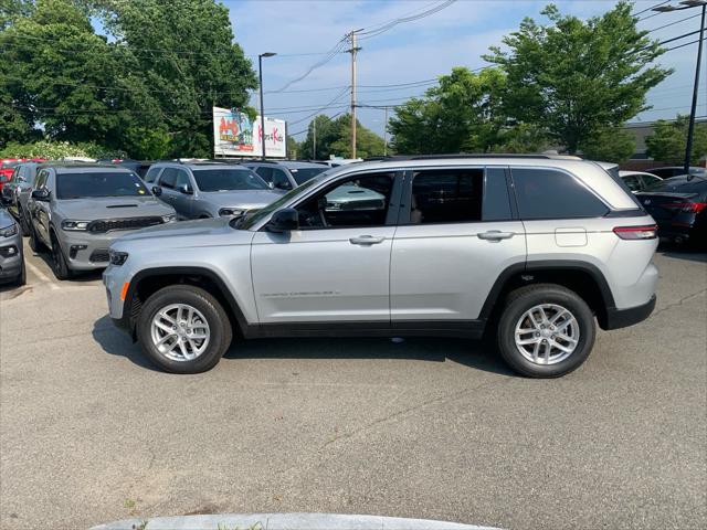 2025 Jeep Grand Cherokee GRAND CHEROKEE LAREDO X 4X4