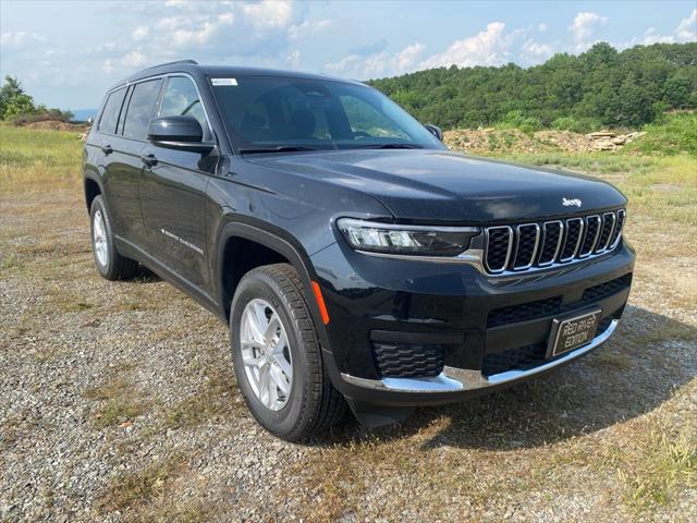 2025 Jeep Grand Cherokee GRAND CHEROKEE L LAREDO X 4X4
